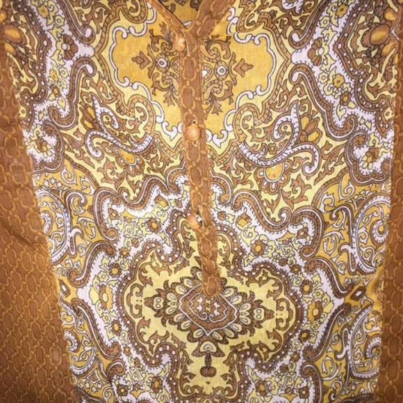 Cute Boho sheer top - Picture 2 of 4